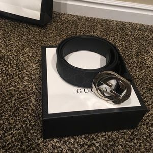 authentic silver buckle gucci belt